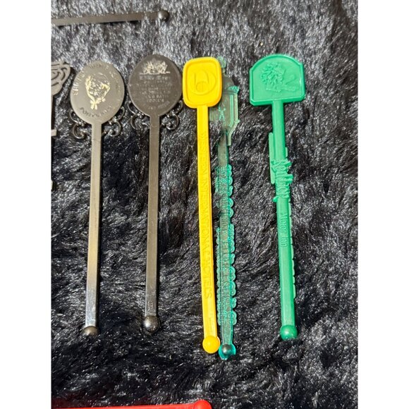 Vintage Assorted Cocktail  Swizzle Stir Sticks Collection  Lot Of 17 - Picture 4 of 7